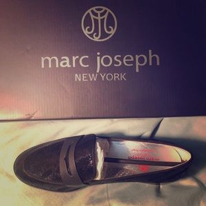 New- Marc Joseph Navy dress shoes